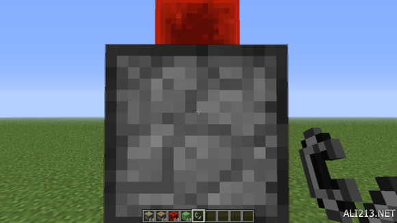 我的世界1.8版活塞虫运作方法及制作课程